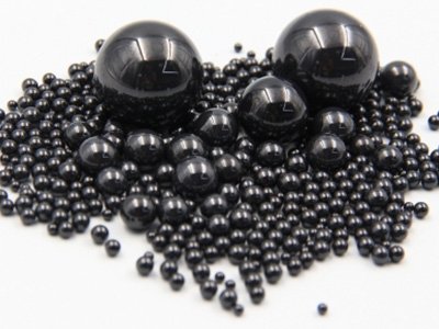 The Mechanism of Grinding Fluid in Precision Machining of Silicon Nitride Ceramic Balls