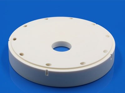 Alumina ceramics: the “quality gatekeeper” of wafer polishing